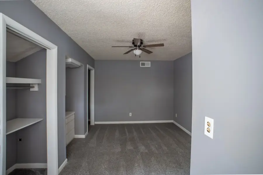 2114 Scotty Parker Rd, Gallatin, TN 37066 - #2