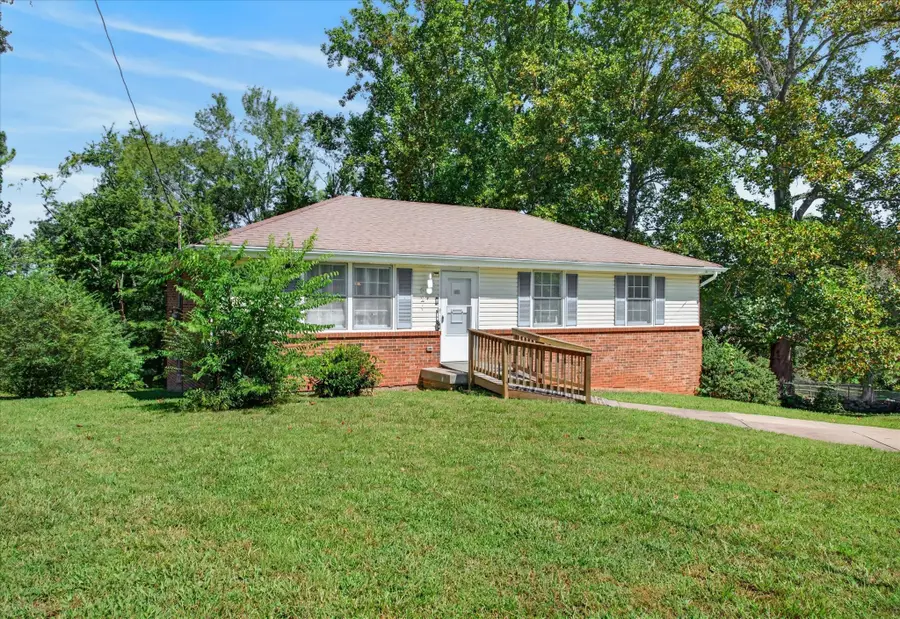 621 Linda Ln, Clarksville, TN 37042 - #3