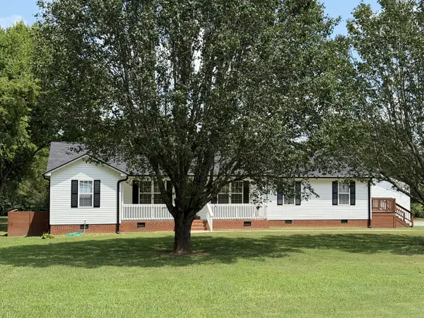 120 Whiteside Ln, Shelbyville, TN 37160