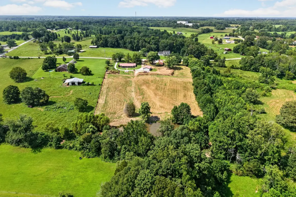 5520 Academy Rd, Cookeville, TN 38506 - #1