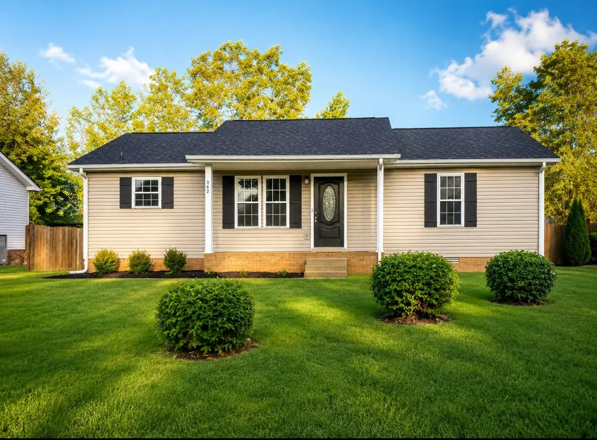 362 Lafayette Point Cir, Clarksville, TN 37042 - #1