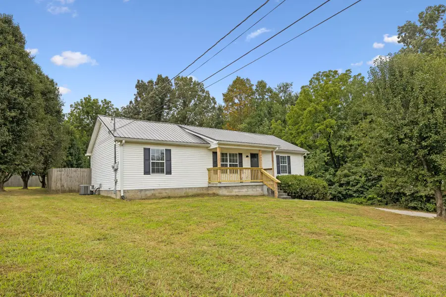 7907 Crossroads Dr, Lyles, TN 37098 - #2