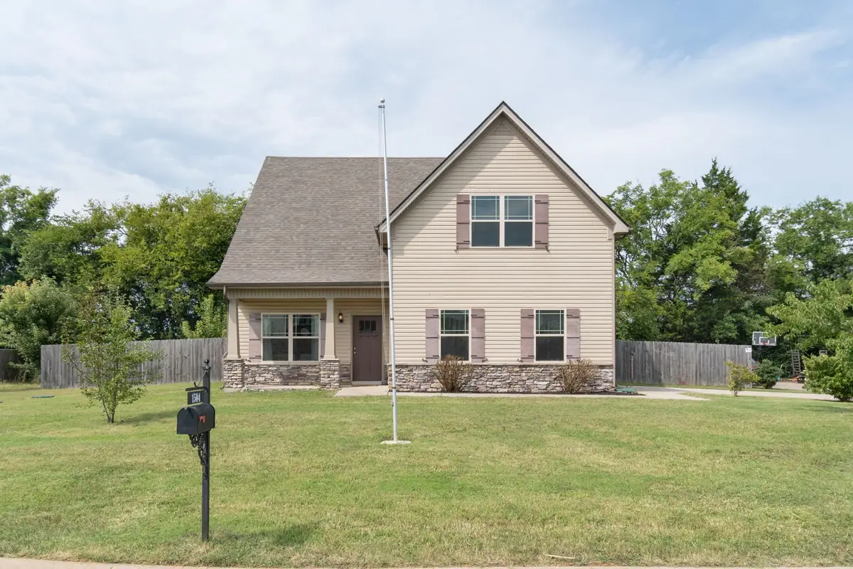 1504 Halverson Dr, Murfreesboro, TN 37128 - #1