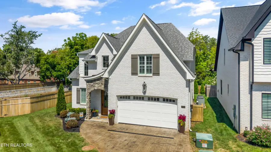 9729 Lantern Way, Knoxville, TN 37922 - #2