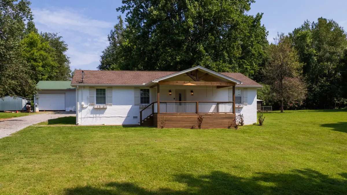 405 Twin Cove Dr, Lebanon, TN 37087 - #1