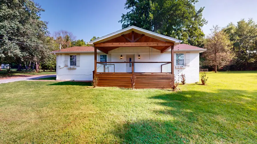 405 Twin Cove Dr, Lebanon, TN 37087 - #2