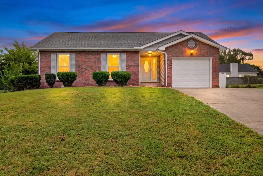 1219 Crystal Dr, Clarksville, TN 37042 - #2