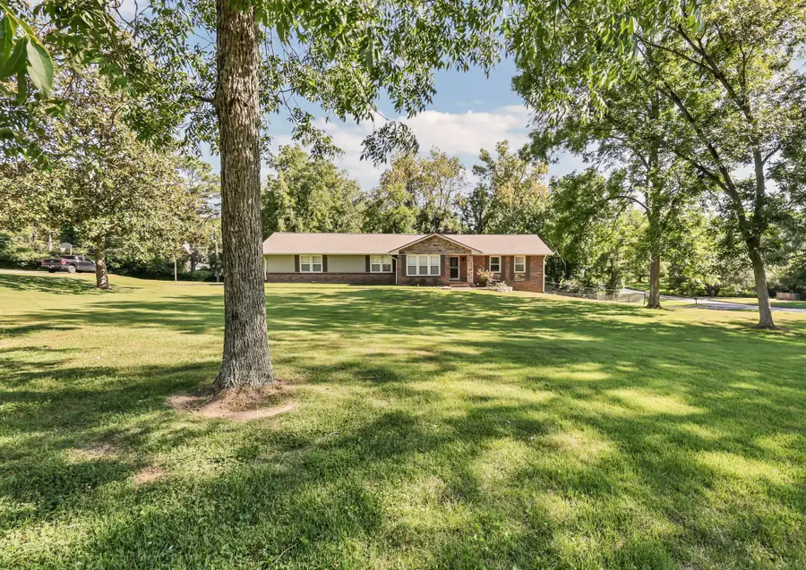 1301 Southern Pkwy, Clarksville, TN 37040 - #2