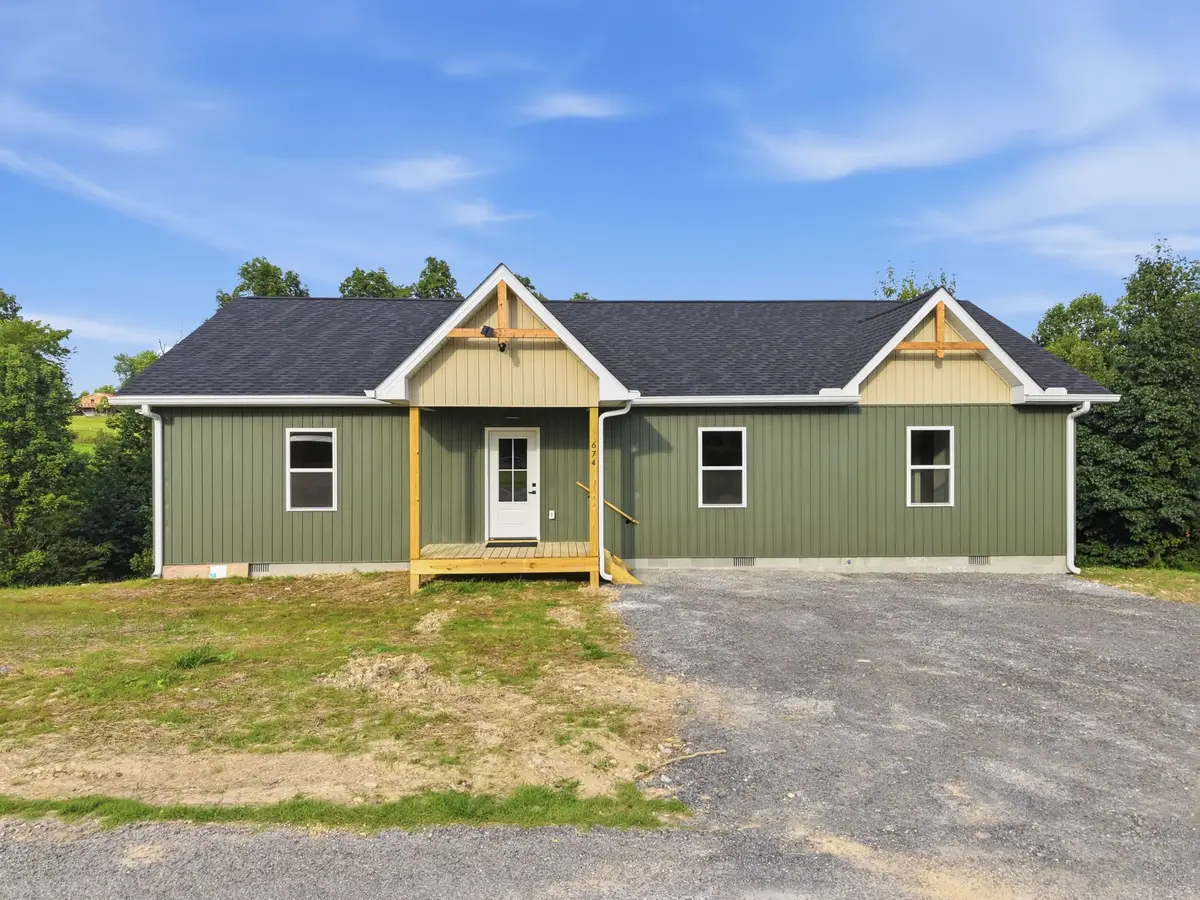 674 Dyer Ridge Rd, Baxter, TN 38544 - #1
