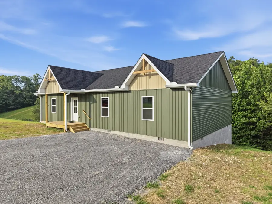 674 Dyer Ridge Rd, Baxter, TN 38544 - #3