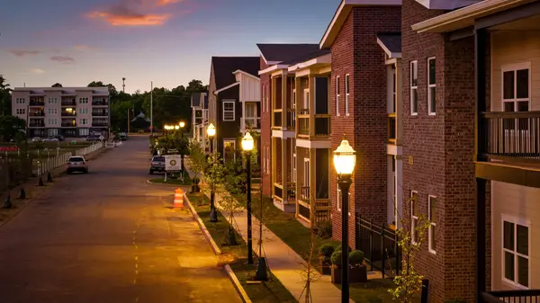 1776 S Watkins Street #403, Chattanooga, TN 37404