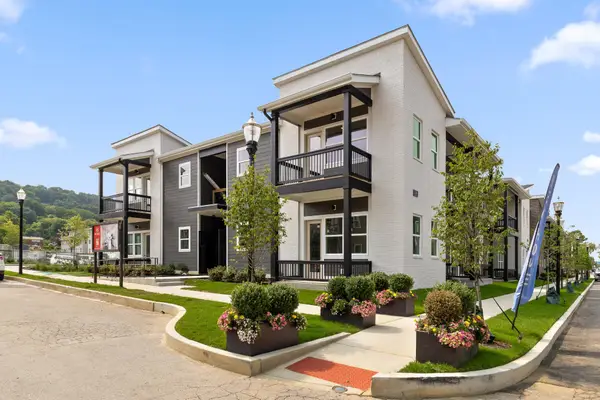 1792 S Watkins Street #305, Chattanooga, TN 37404