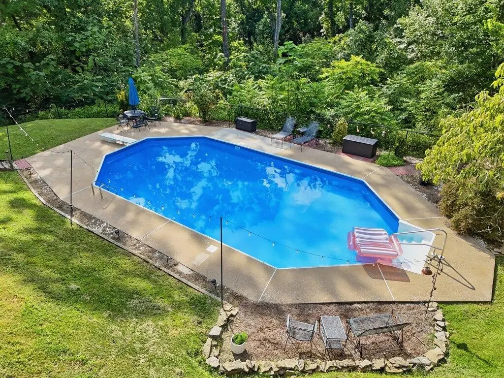1718 Lake Wood Circle, Hixson, TN 37343 - #1