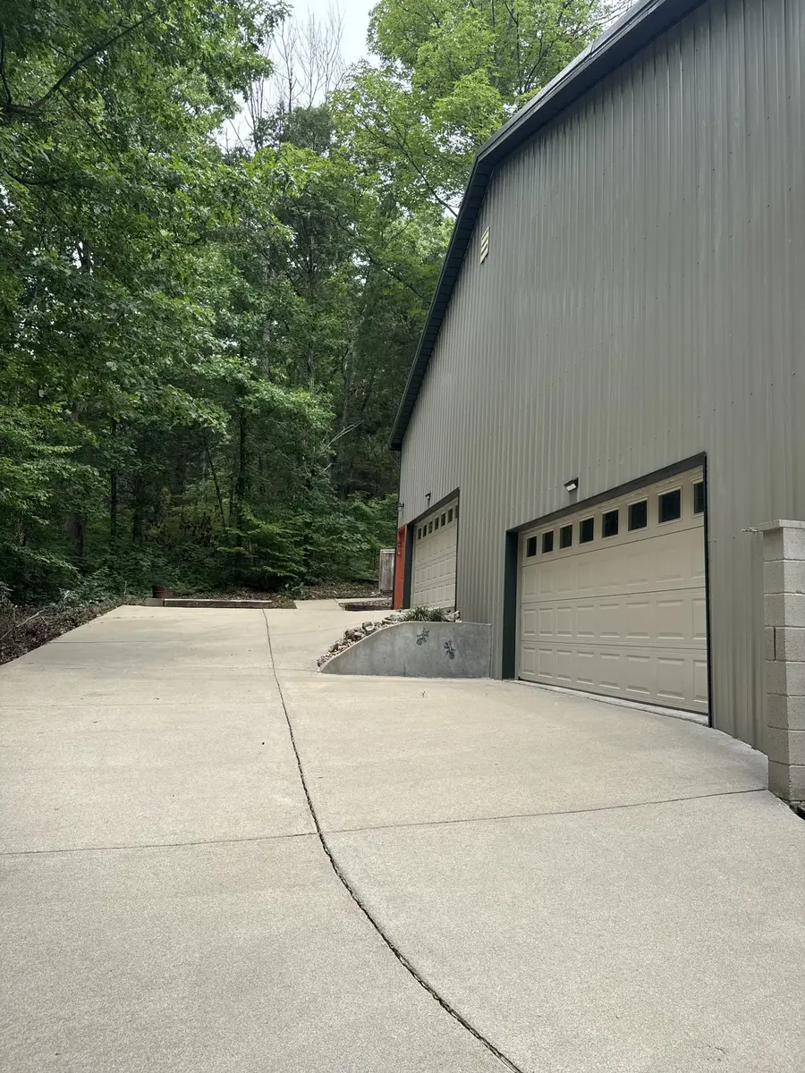 527 Hickory Ridge Rd, Gallatin, TN 37066 - #3