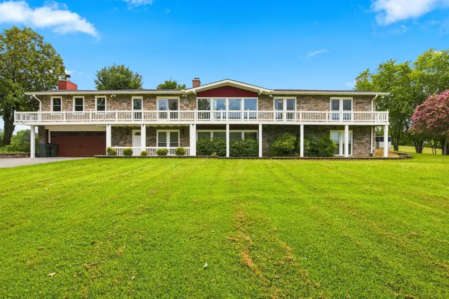 344 Peach Valley Rd, Gallatin, TN 37066 - #2
