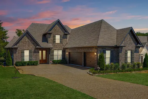 982 Luxborough Dr, Hendersonville, TN 37075