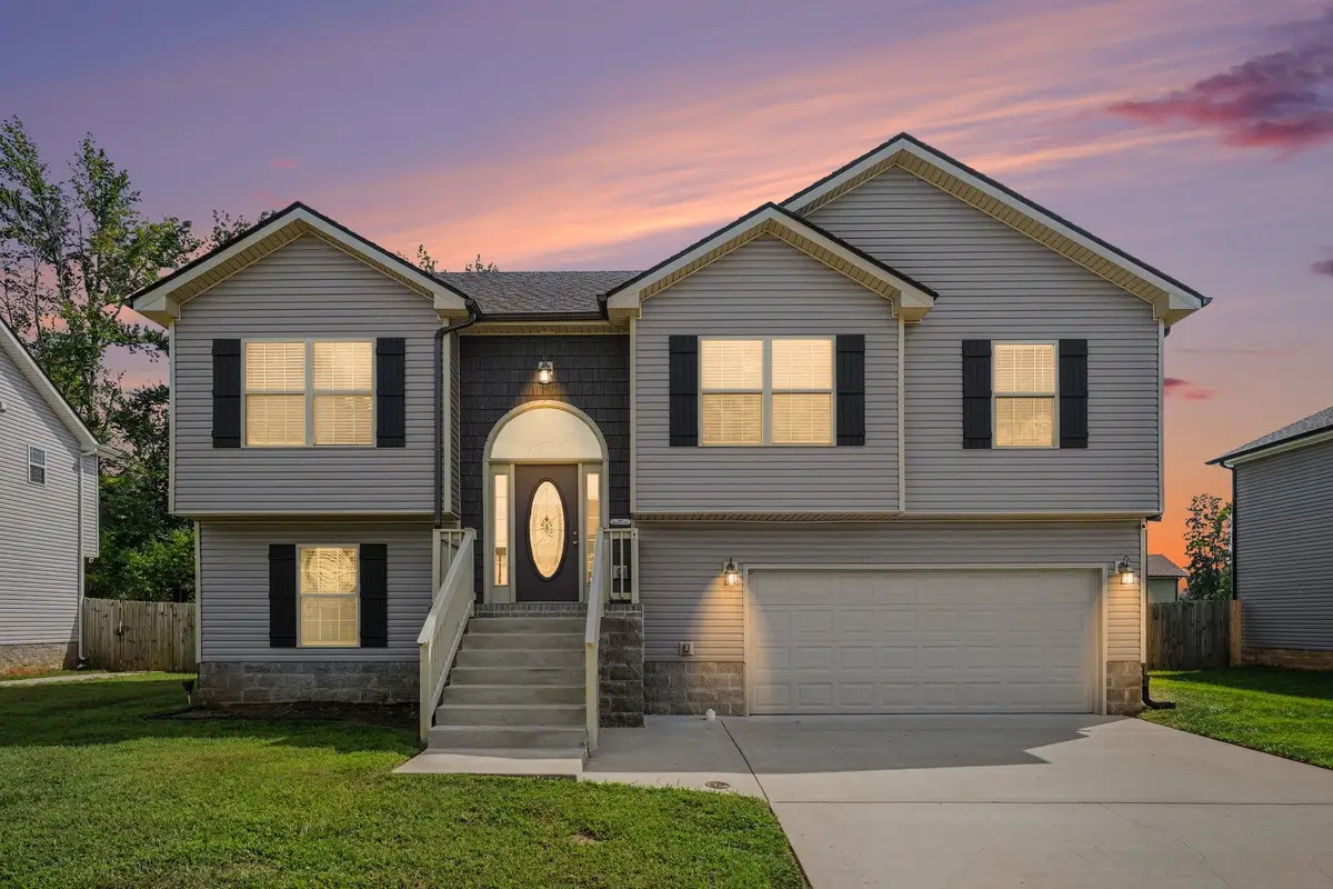 805 Rushing Dr, Clarksville, TN 37042 - #1