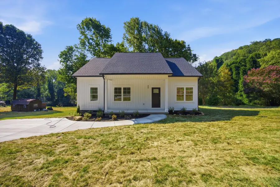 440 Hotwater Road, Soddy Daisy, TN 37379 - #2