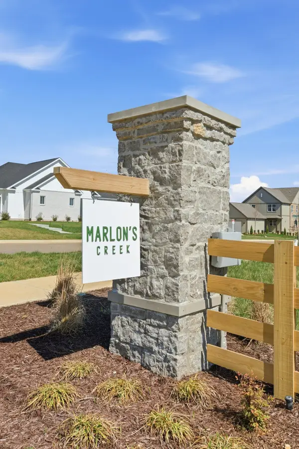 2236 Headwaters Dr, Spring Hill, TN 37174