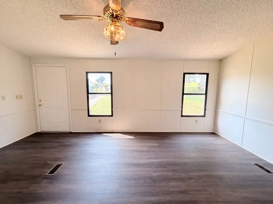 2648 Pine Ridge Dr, Nashville, TN 37207 - #3