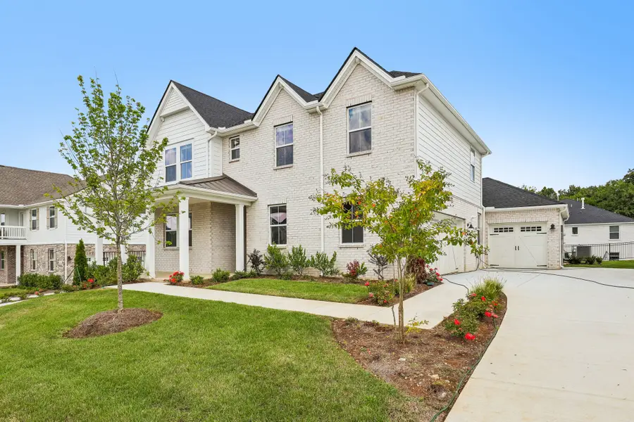 2038 Riley Park Dr, Franklin, TN 37064 - #2