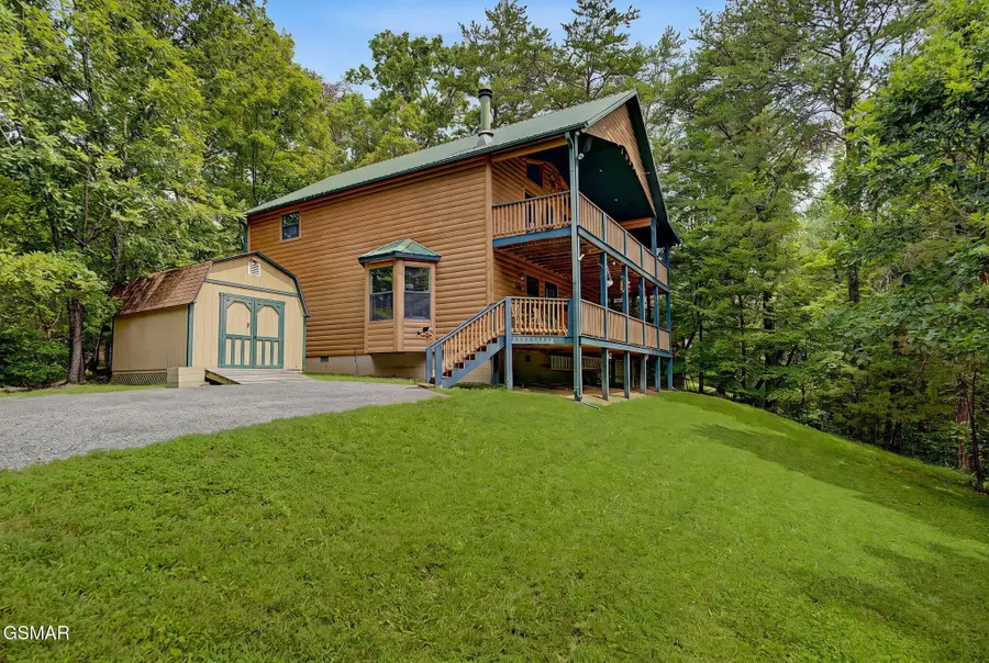 2921 Barnes Drive, Sevierville, TN 37862 - #2