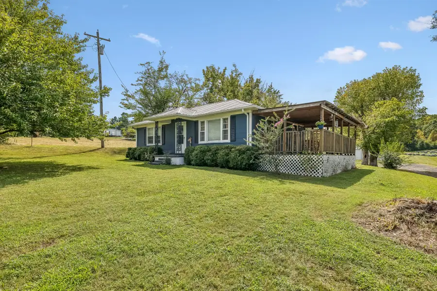 8315 Old Highway 52, Westmoreland, TN 37186 - #3