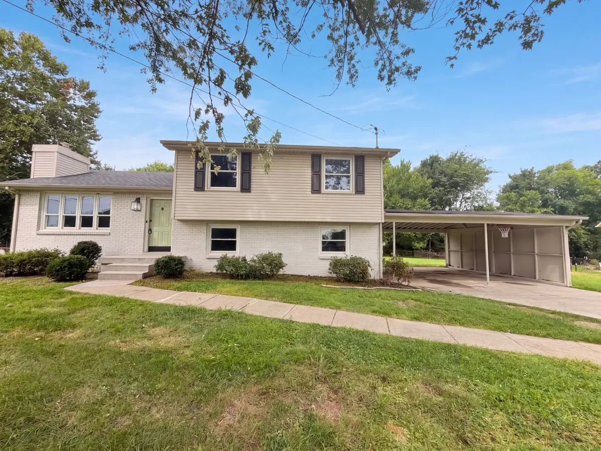 324 Woodale Dr, Clarksville, TN 37042 - #1
