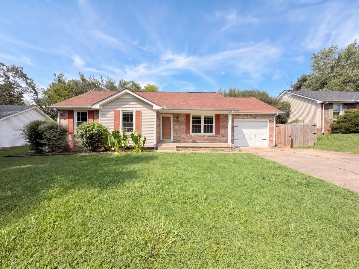 1227 Crystal Dr, Clarksville, TN 37042 - #1