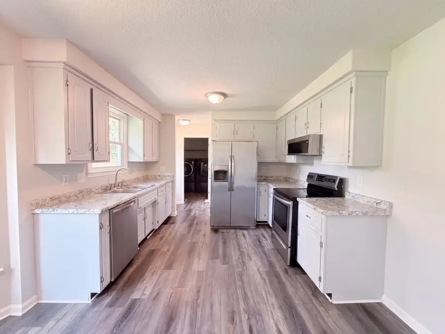 1227 Crystal Dr, Clarksville, TN 37042 - #2