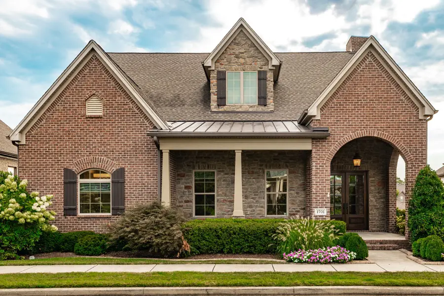 1701 Noah Ln, Gallatin, TN 37066 - #2