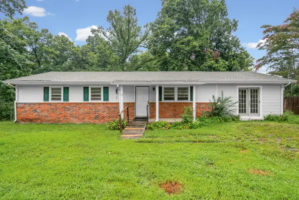 1069 Palmyra Rd, Clarksville, TN 37040