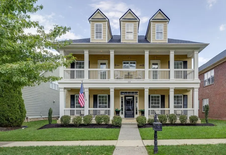 608 Patriot Ln, Franklin, TN 37067 - #2