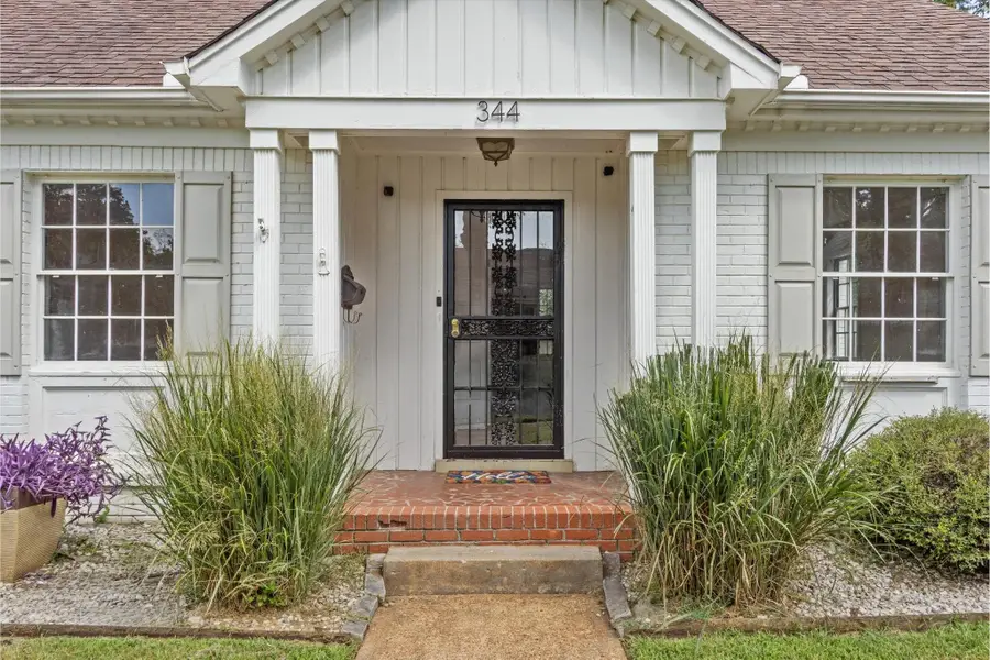344 Chuckwood Rd, Memphis, TN 38117 - #2
