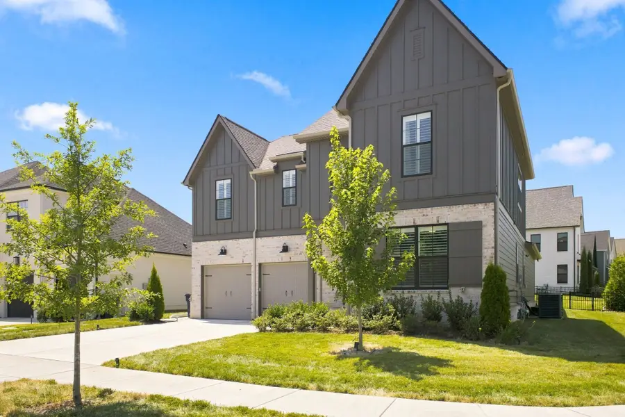 3487 Burgate Trl, Thompsons Station, TN 37179 - #3