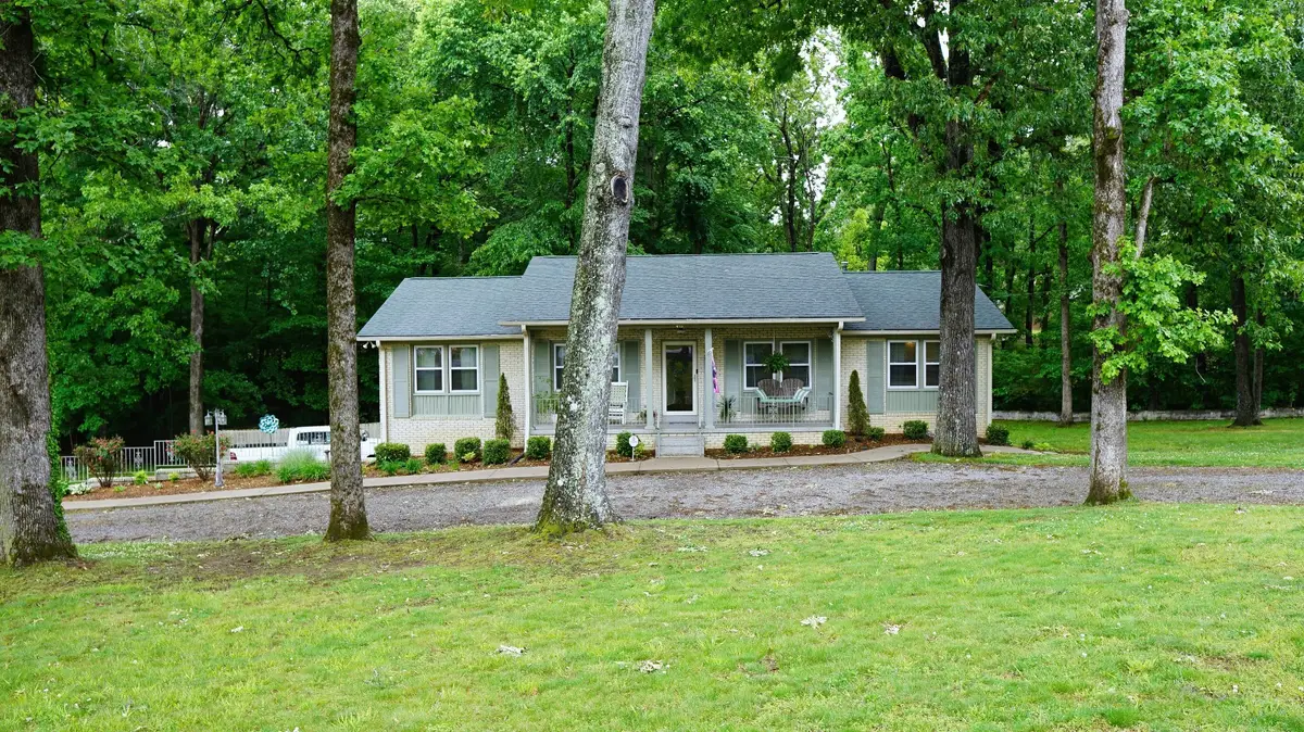 100 Canary Dr, Dickson, TN 37055 - #1
