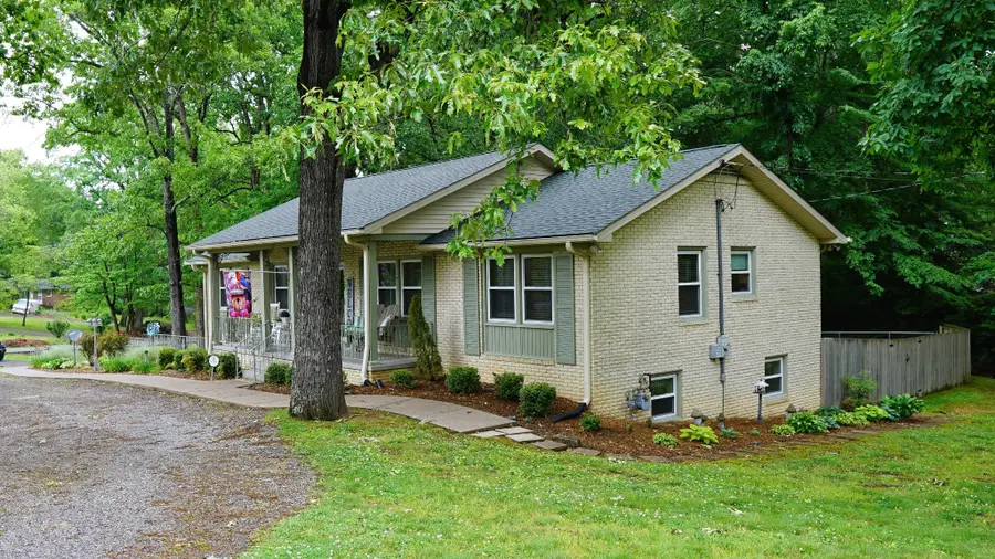 100 Canary Dr, Dickson, TN 37055 - #2