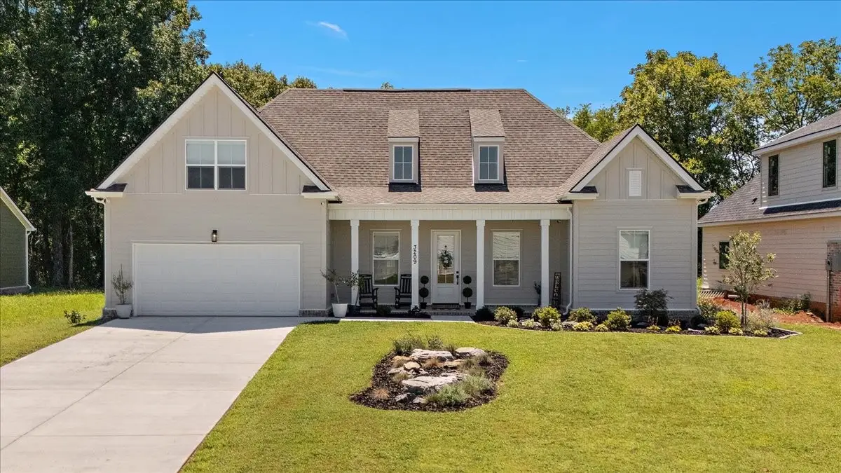 3209 Stonehorn Dr, Bell Buckle, TN 37020 - #1