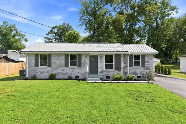 1005 Bettie Dr, Old Hickory, TN 37138