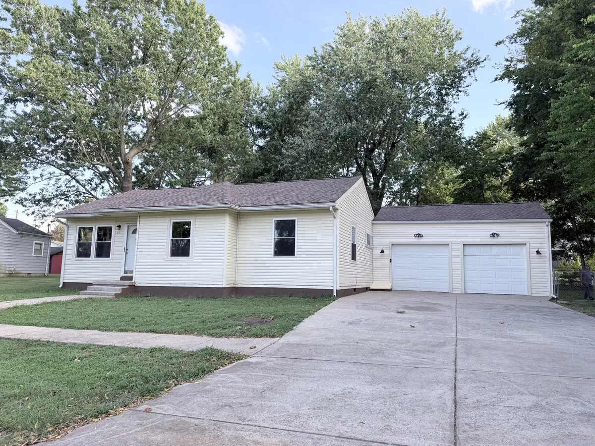 401 Sylvan Ter, Hopkinsville, KY 42240 - #1