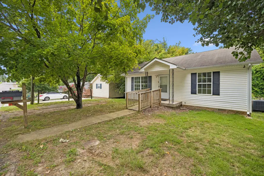 403 Martin St, Clarksville, TN 37040 - #3