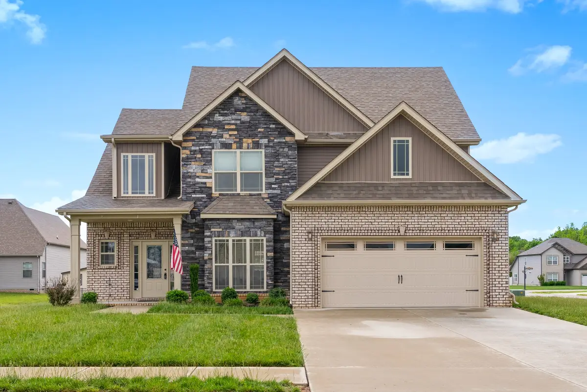 537 Bowden Dr, Clarksville, TN 37043 - #1