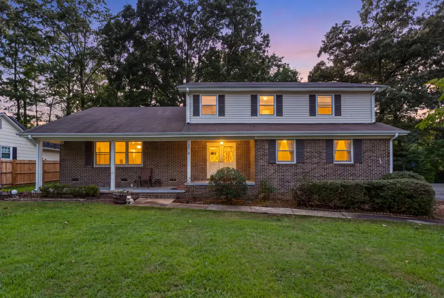 204 Kaywood Ave, Tullahoma, TN 37388 - #2