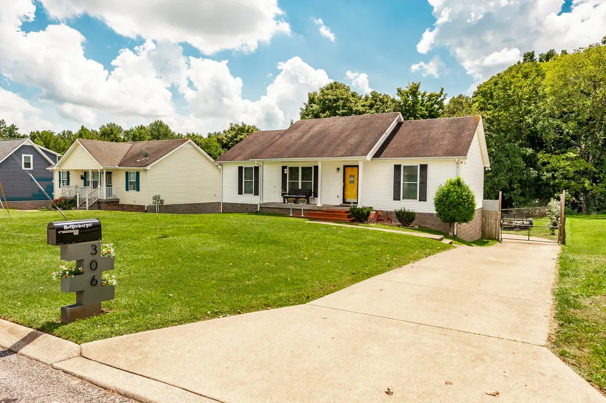 306 Corbitt Ln, Springfield, TN 37172 - #1