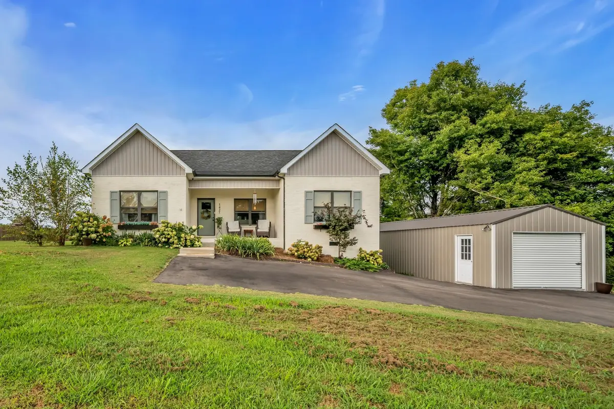 1427 Ridge Rd, Dickson, TN 37055 - #1