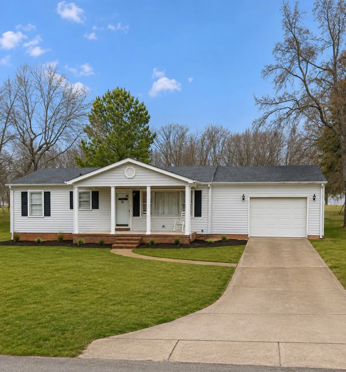 925 Battery Dr, Lewisburg, TN 37091 - #1