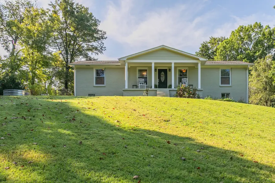 637 Mount Olivet Rd, Columbia, TN 38401 - #2