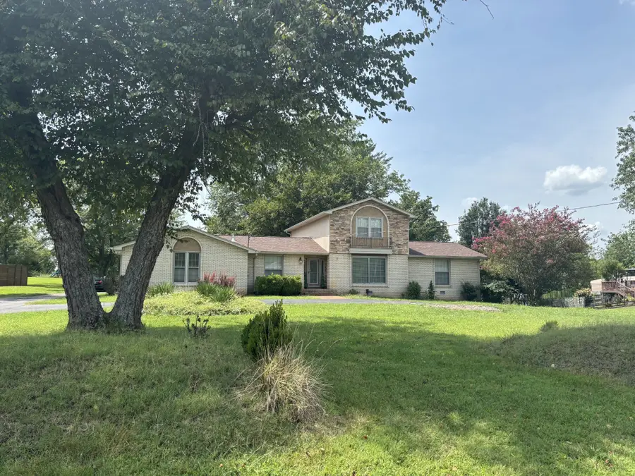130 Glenn Hill Dr, Hendersonville, TN 37075 - #2