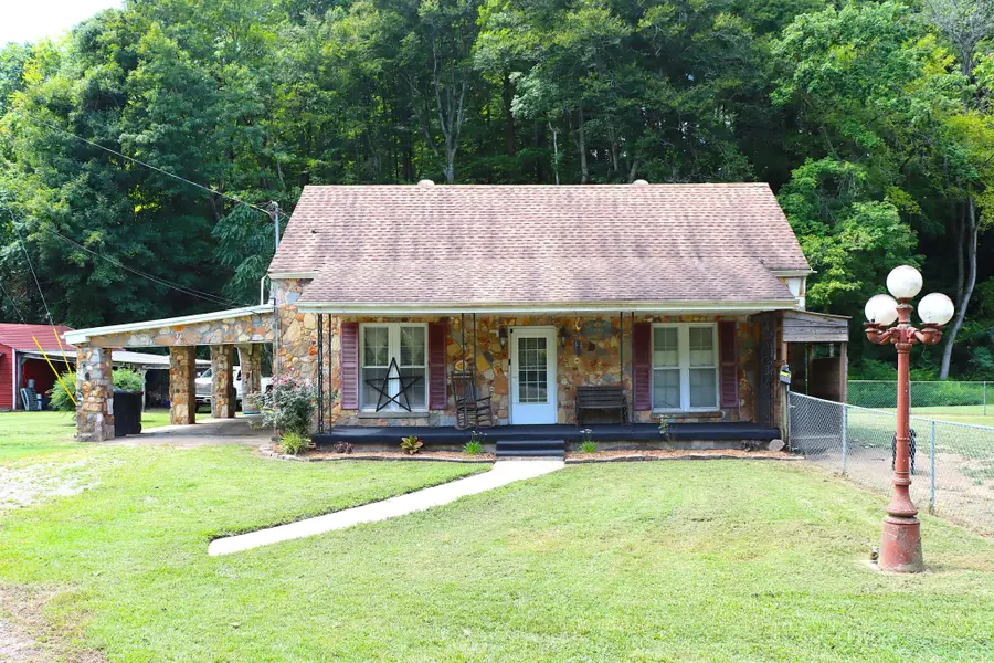 5131 Castleberry Hollow Rd, Cumberland Furnace, TN 37051 - #2