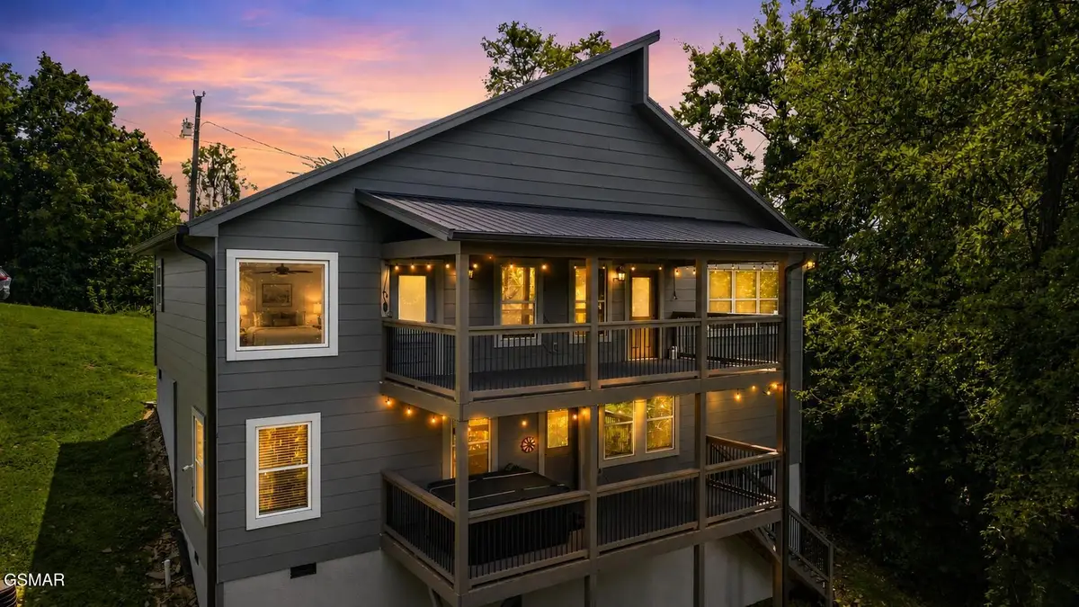 353 Oak Lake Drive, Sevierville, TN 37876 - #1